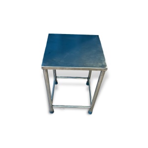 VISITOR STOOL / BED SIDE STOOL