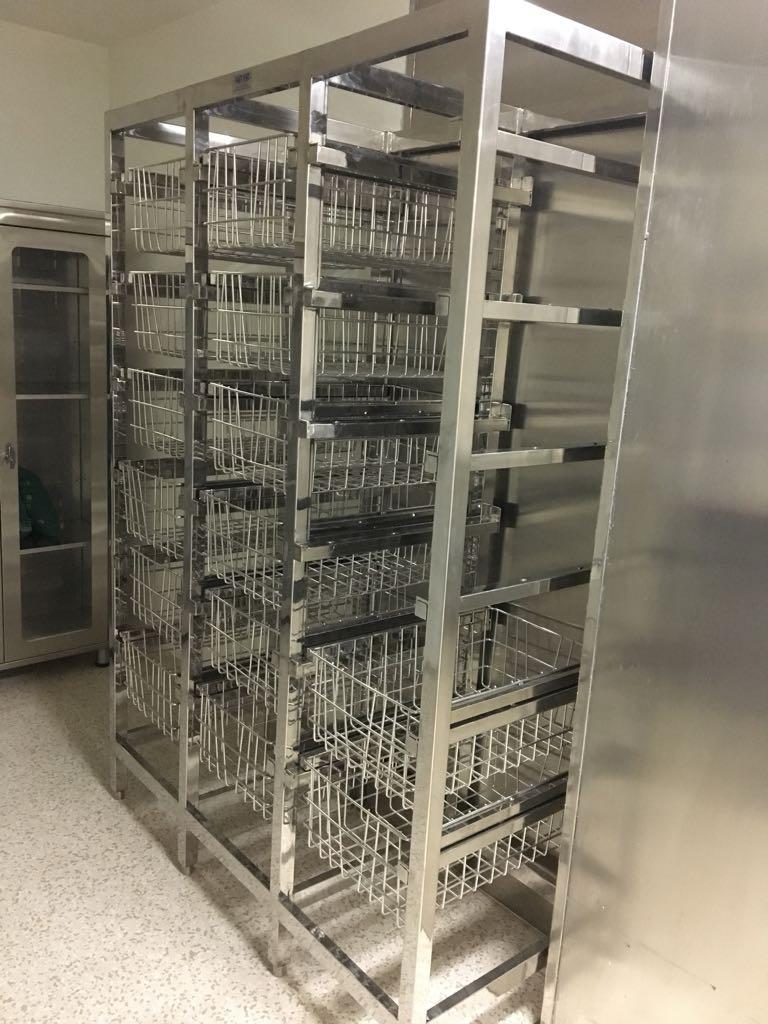 SS WIRE BASKET RACK